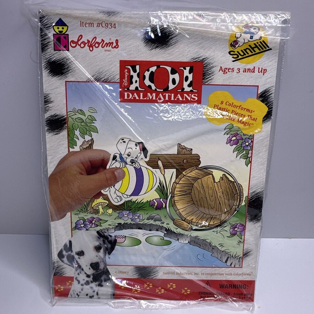 Brand New Vintage Disney 101 Dalmatians Colorforms by SunHill Item #C934